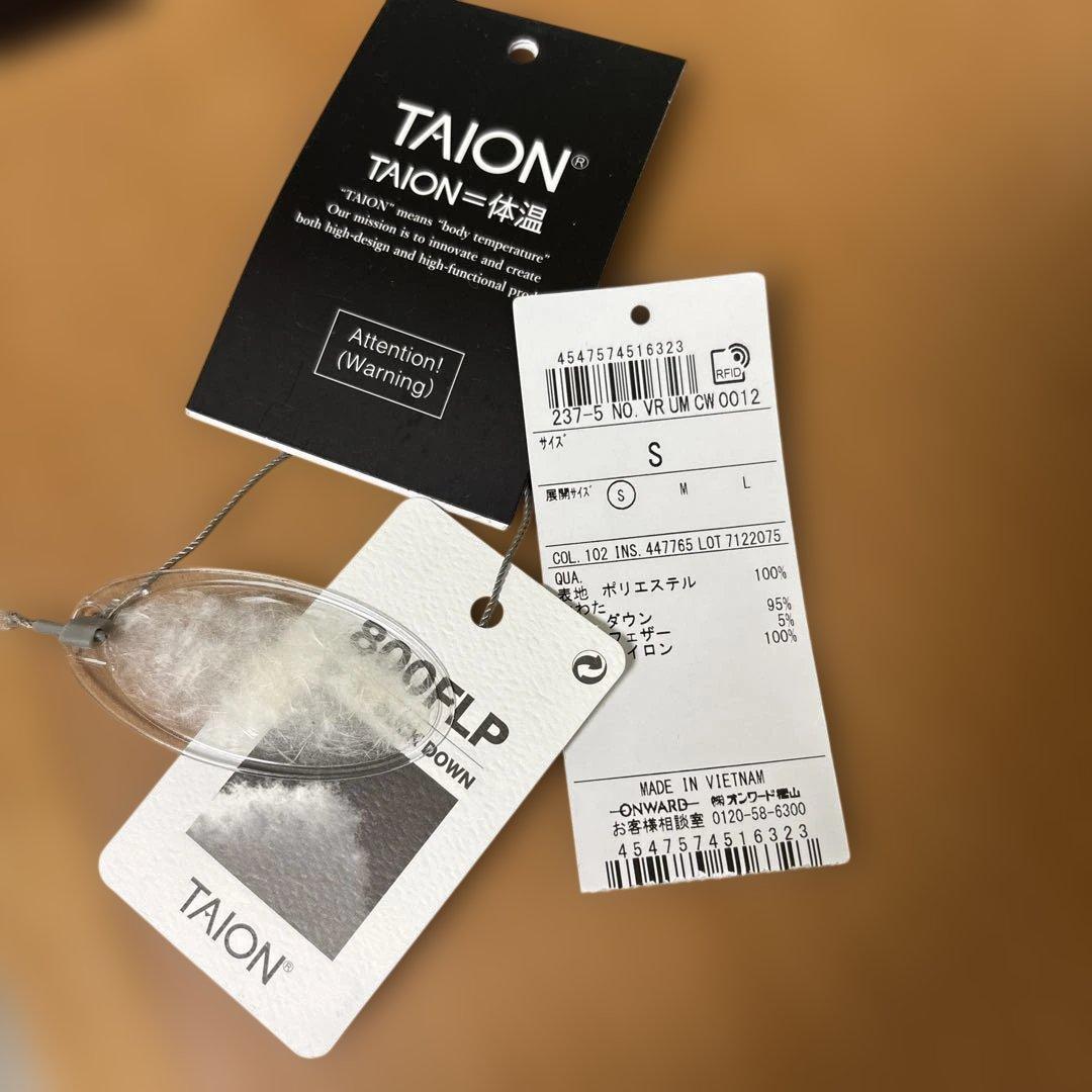 TAION UNFILOコラボ　ダウンベスト　キルティング　フード付きダウン