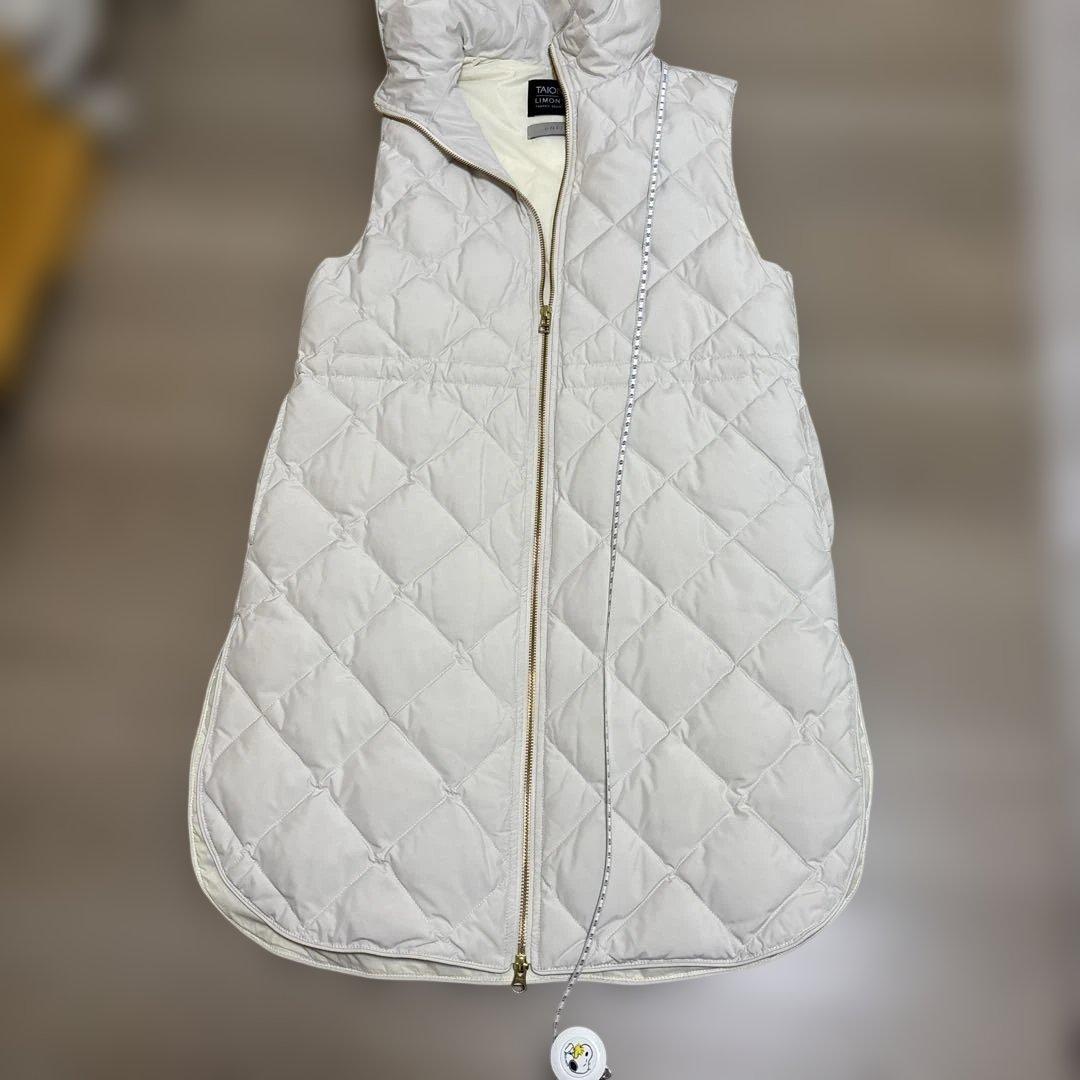 TAION UNFILOコラボ　ダウンベスト　キルティング　フード付きダウン