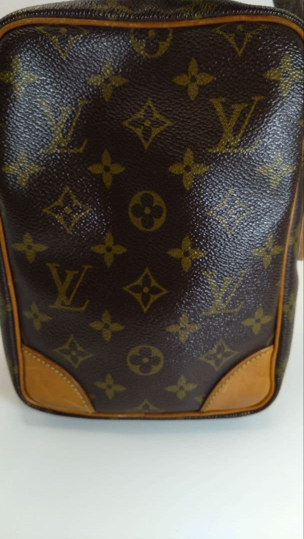 Louis Vuitton　アマゾン 　モノグラム 　ショルダーバッグ
