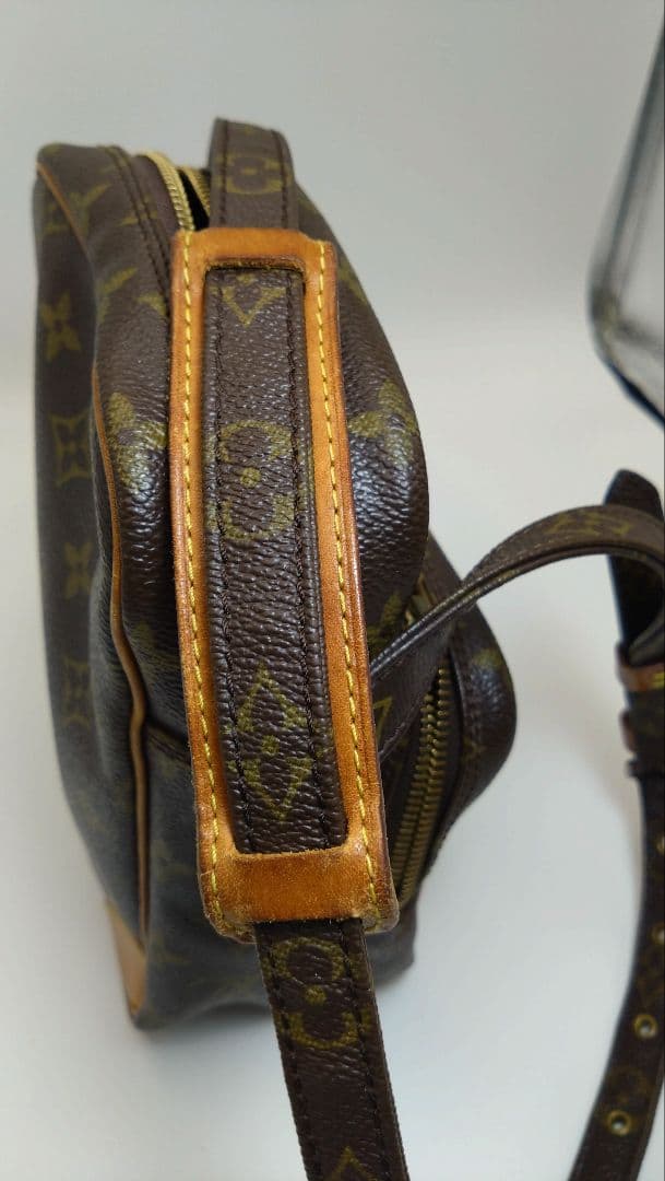 Louis Vuitton　アマゾン 　モノグラム 　ショルダーバッグ