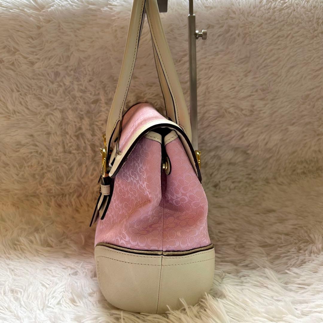 美品 coach シグネチャー SOHO ピンク ハンドバッグ フラップ