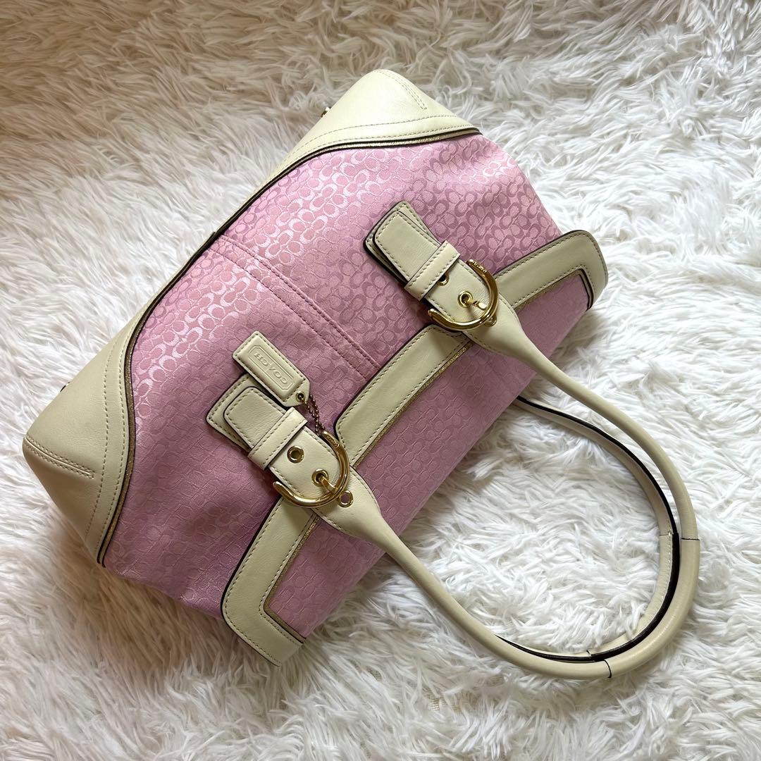 美品 coach シグネチャー SOHO ピンク ハンドバッグ フラップ