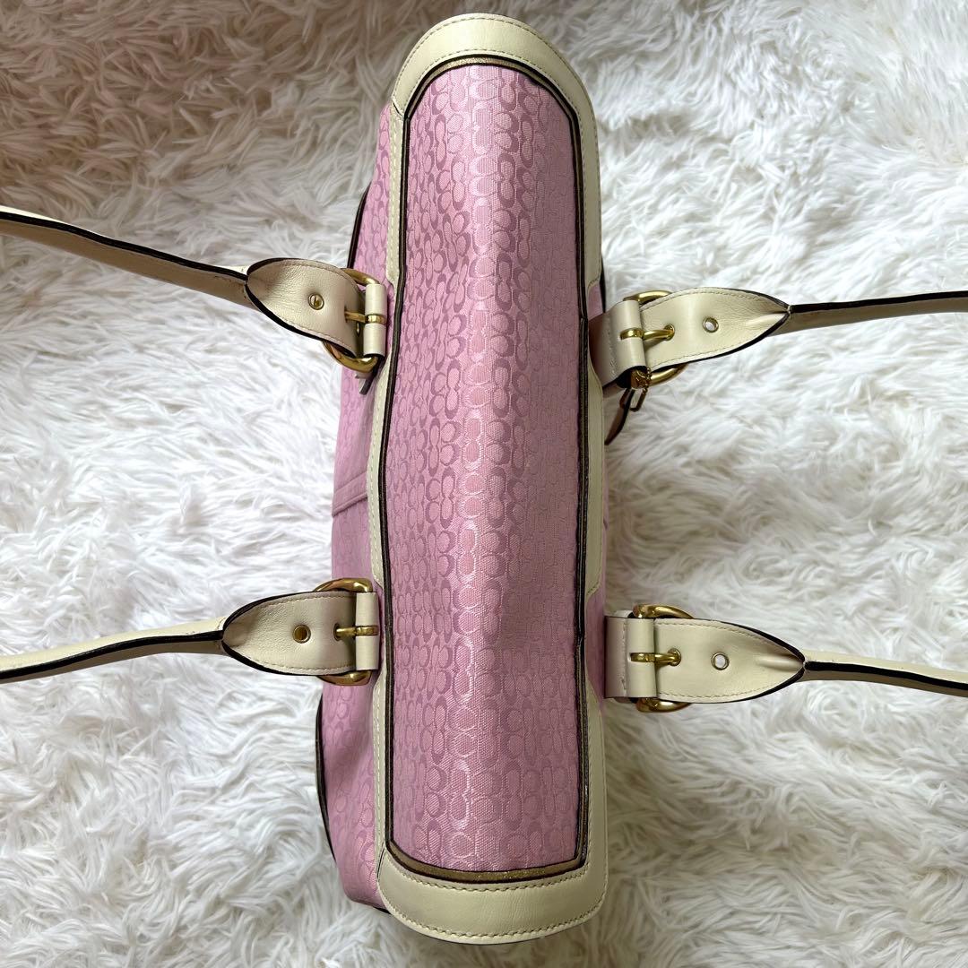美品 coach シグネチャー SOHO ピンク ハンドバッグ フラップ