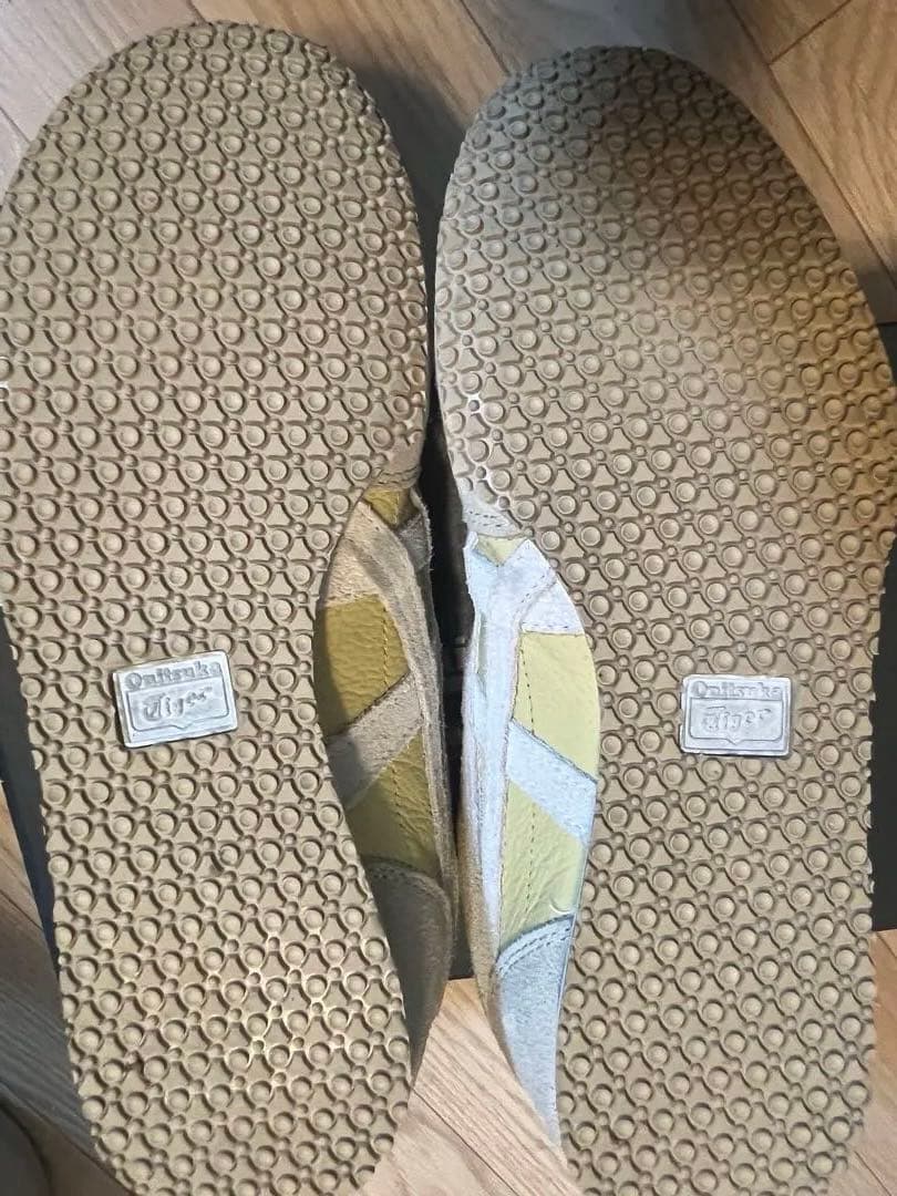 オニツカタイガー セラーノ ヴィンテージ　クリーム　25cm