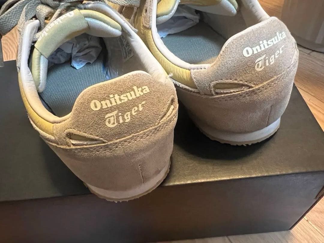 オニツカタイガー セラーノ ヴィンテージ　クリーム　25cm