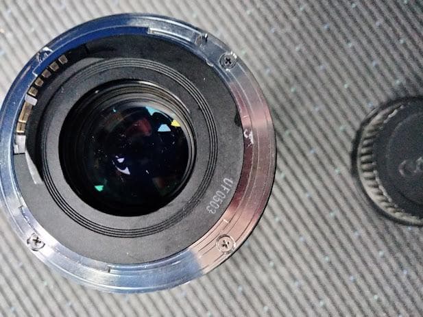 キャノン　EF20-35mm　F2.8L