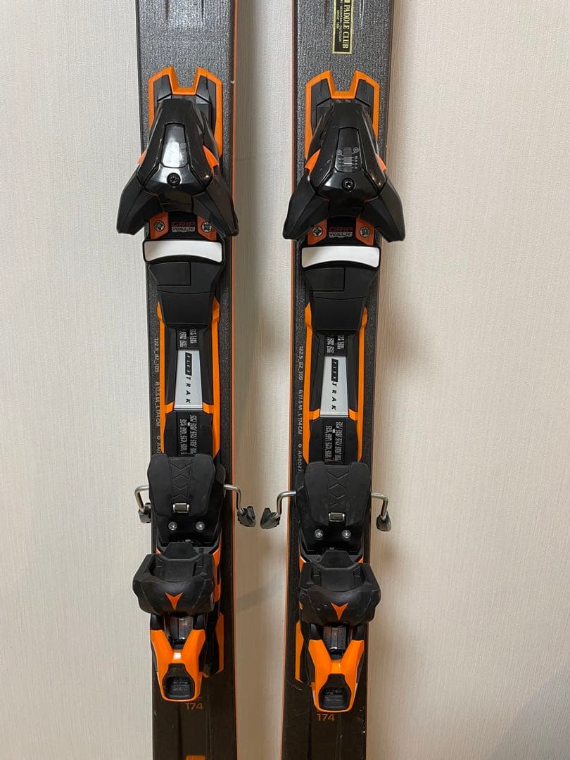 スキー ATOMIC VANTAGE 82TI