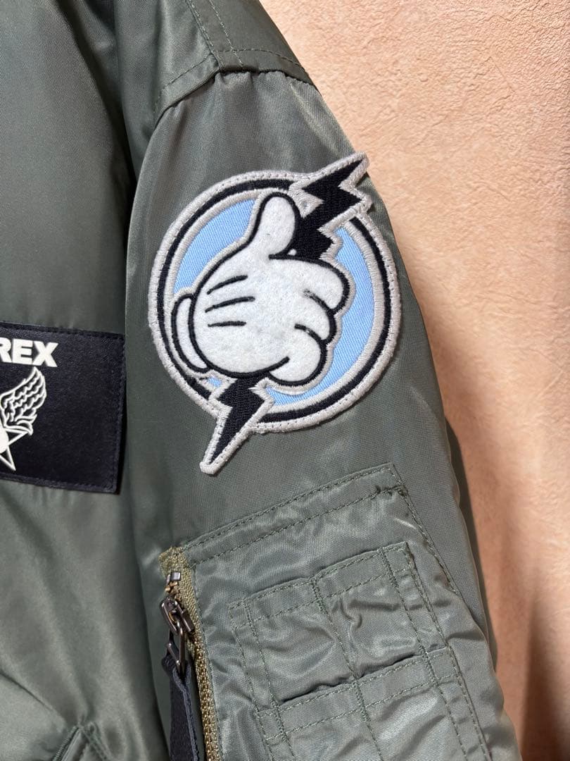 ミッキーマウス　ma-1 avirex ミッキー　刺繍　パッチ　アビレックス