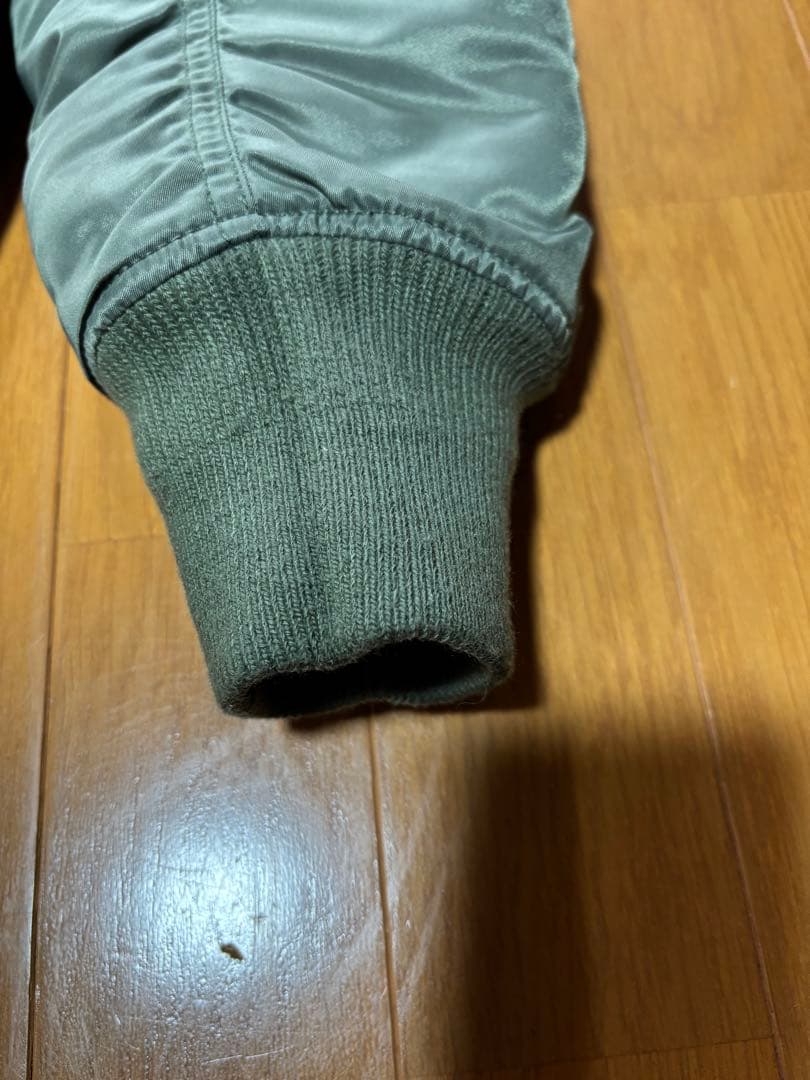 ミッキーマウス　ma-1 avirex ミッキー　刺繍　パッチ　アビレックス