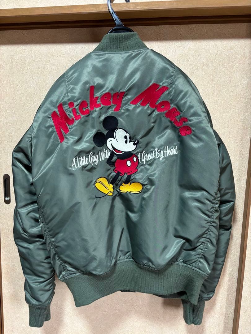 ミッキーマウス　ma-1 avirex ミッキー　刺繍　パッチ　アビレックス