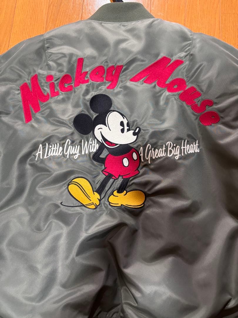 ミッキーマウス　ma-1 avirex ミッキー　刺繍　パッチ　アビレックス