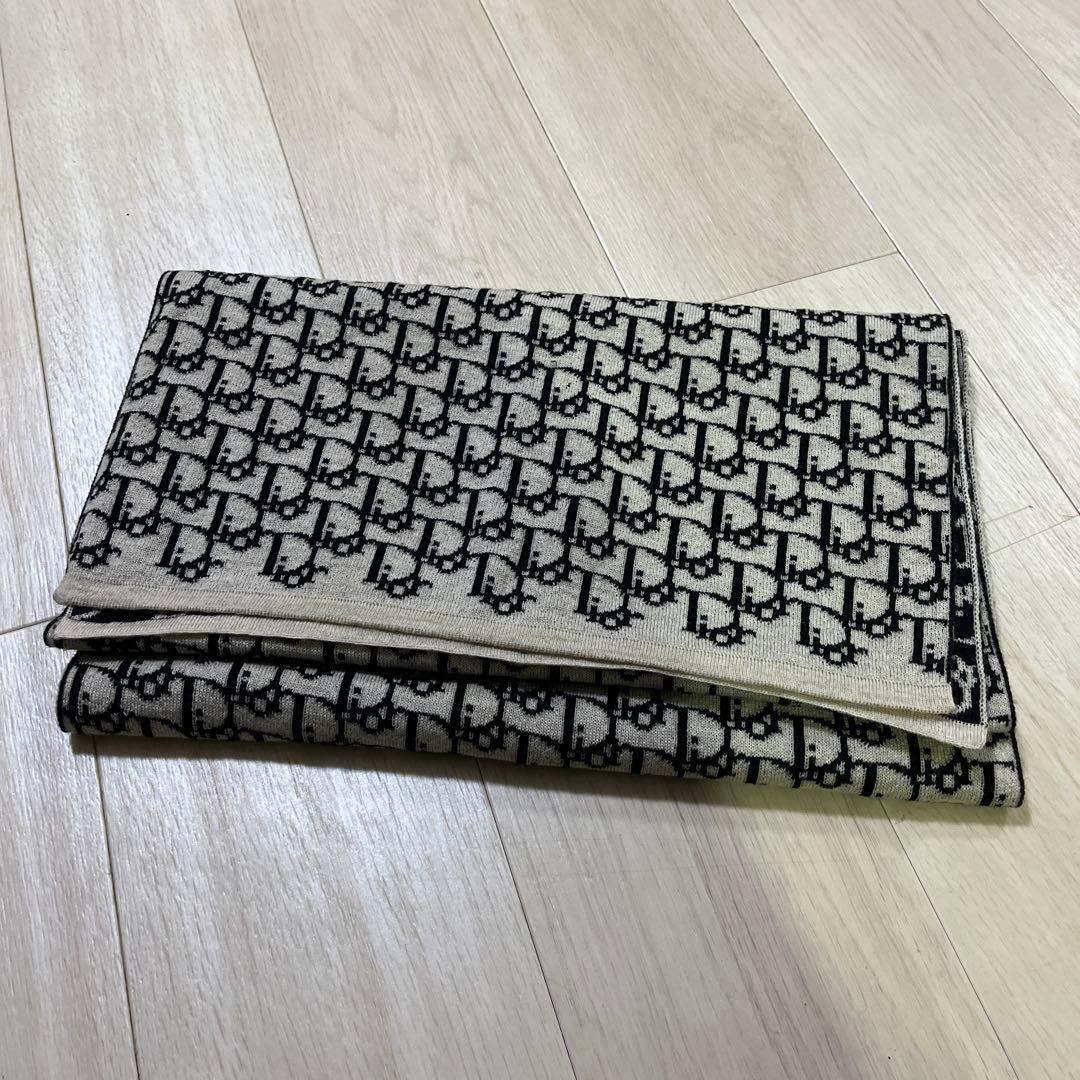 Christian Dior ニットマフラー 黒とグレー