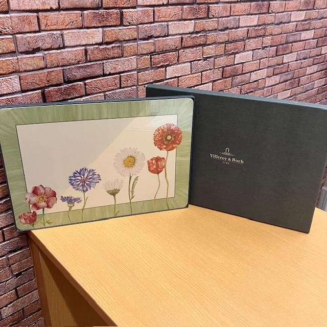 ●Villeroy＆Boch　 ビレロイ＆ボッホ 木製　ランチョンマット花柄４枚