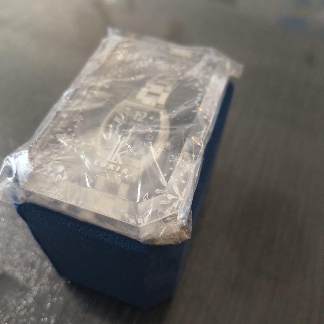 SEIKOルキア 2023 holidayシーズン限定 ソーラー電波腕時計