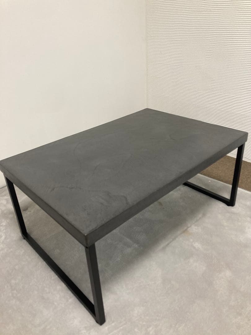 モールテックス　脚付ローテーブル　クラフト品１点物