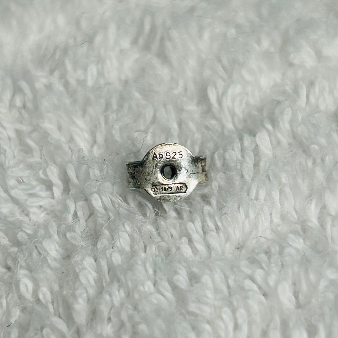 GUCCI グッチ　ピアス　インターロッキングG アラベスク 燻し 片耳用