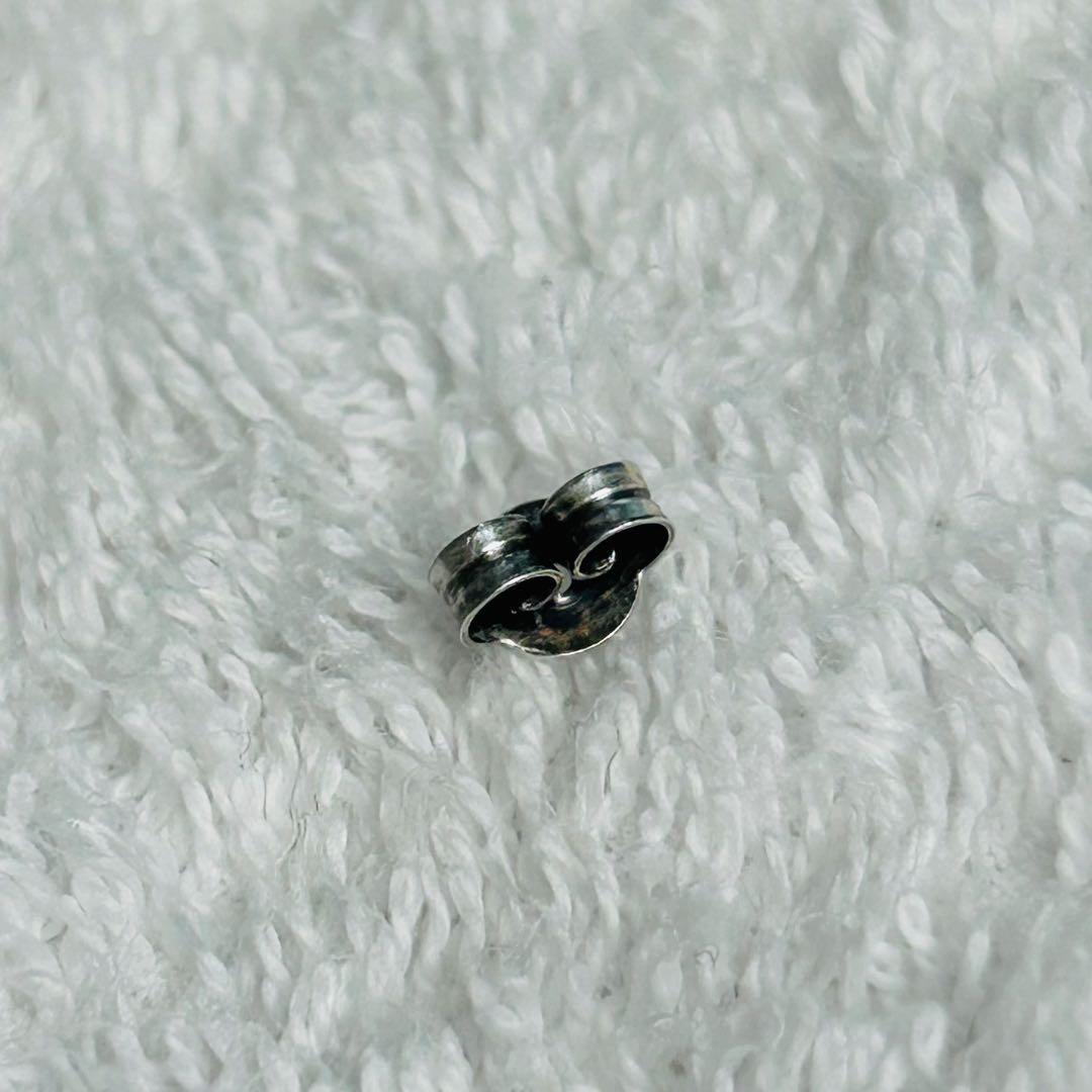 GUCCI グッチ　ピアス　インターロッキングG アラベスク 燻し 片耳用