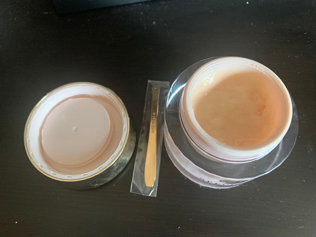 ノエビア 美容液 クリーム スペチアーレ　 スパチュラ付き