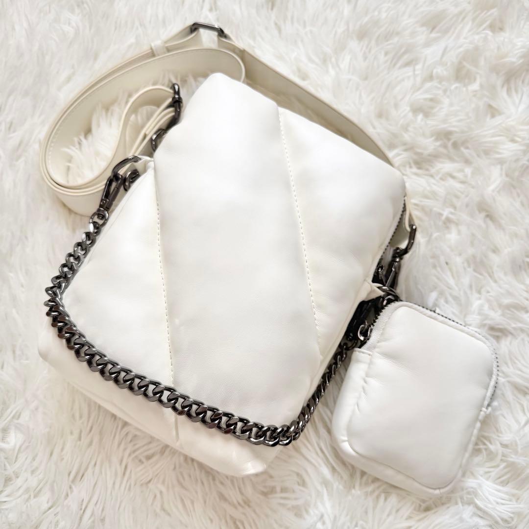 【人気完売品】GlamLips QUILTING マルチ ショルダーバッグ　白