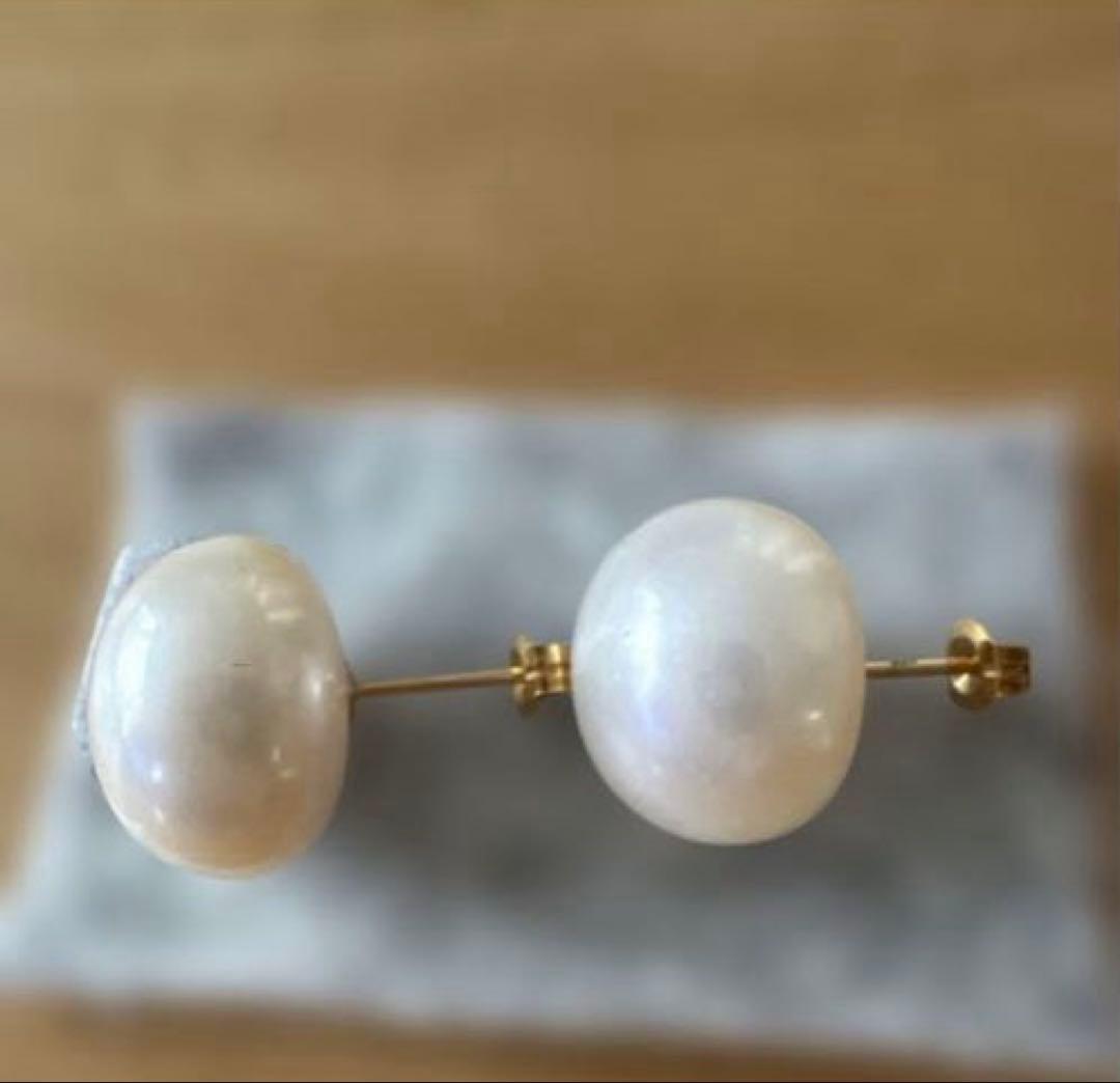 【花桜】マヴェパール　ホワイト　18金　ピアス