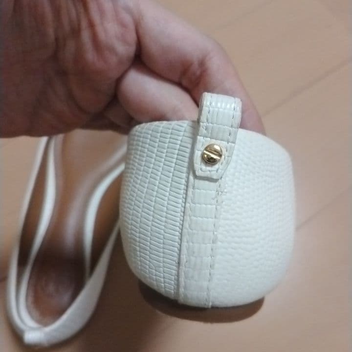 一回着用　トリーバーチ　フラットシューズ　6c　本革　リアルレザー