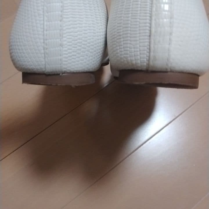 一回着用　トリーバーチ　フラットシューズ　6c　本革　リアルレザー