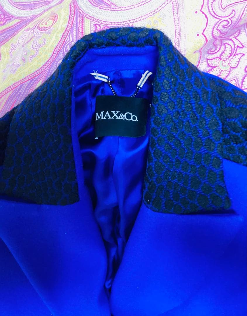 最終値下　極美品　MAX & CO ブルーに黒レースで個性を付けたコート　ダブル