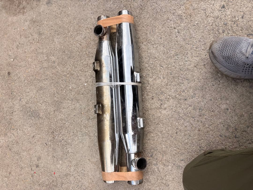 ハーレー　スクリーミンイーグル　マフラーネ申