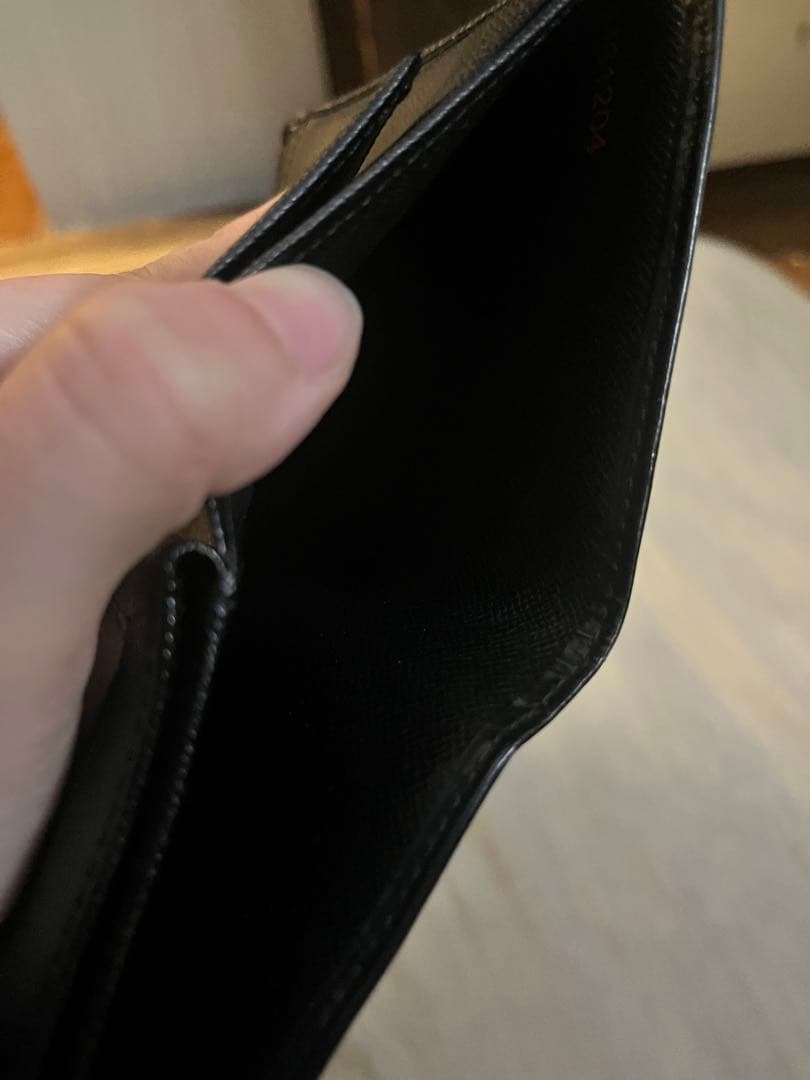 Louis Vuitton ブラック 二つ折り財布