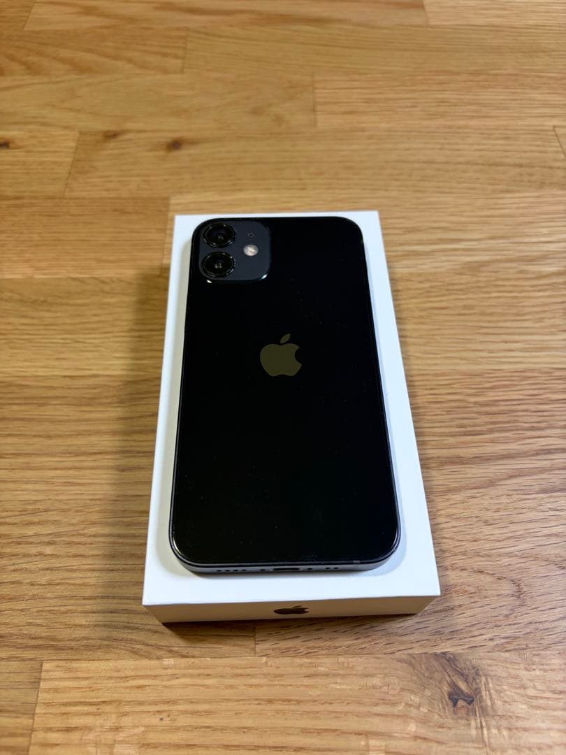 iPhone12mini アクティベーションロック解除済　SIMロックなし