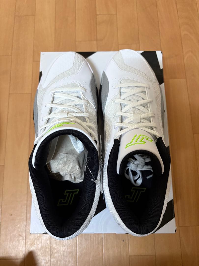 テイタム2 Jordan バッシュ 30cm