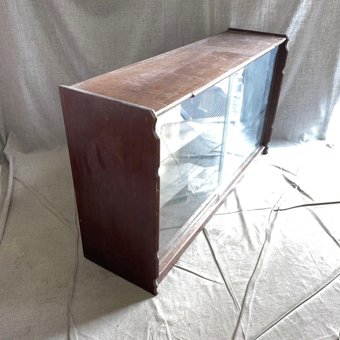 レトロ　飾り棚　ガラス扉 コレクションケース　茶棚　茶箪笥　古民家 家具　和風