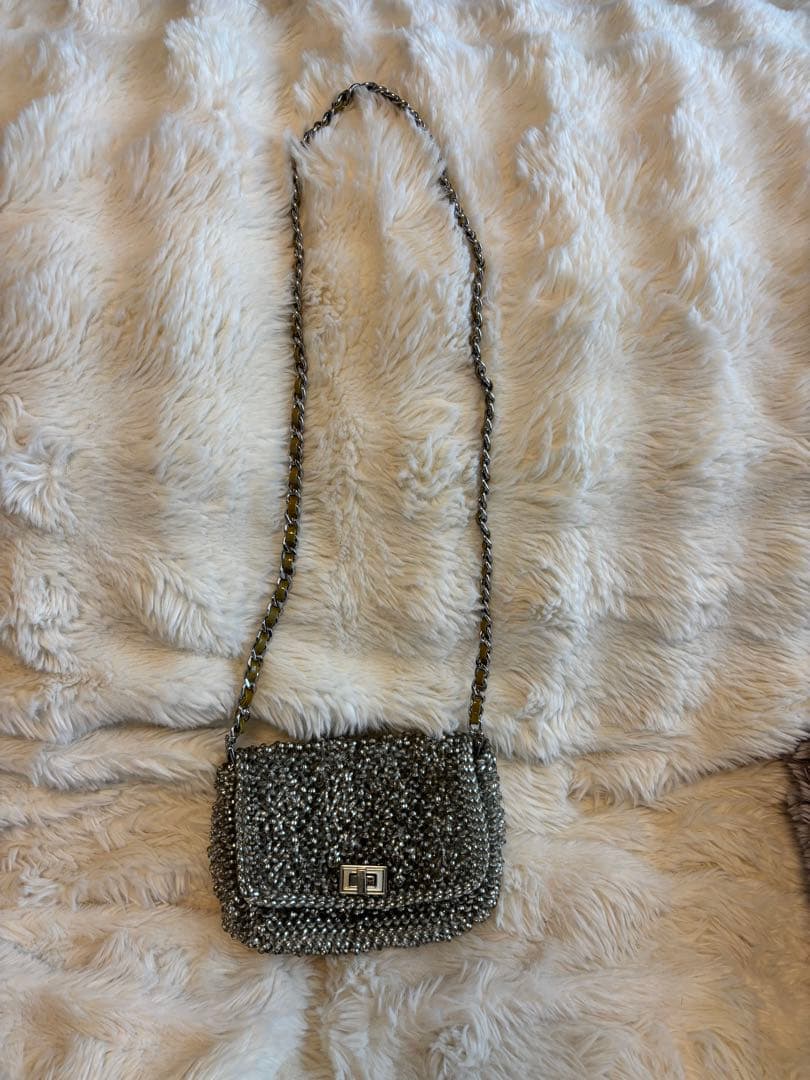 アンテプリマのミニポシェット