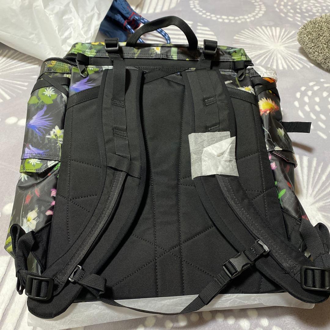レア新品未使用タグ付きTＨＥＮＯＲＴＨＦＡＣＥリュック