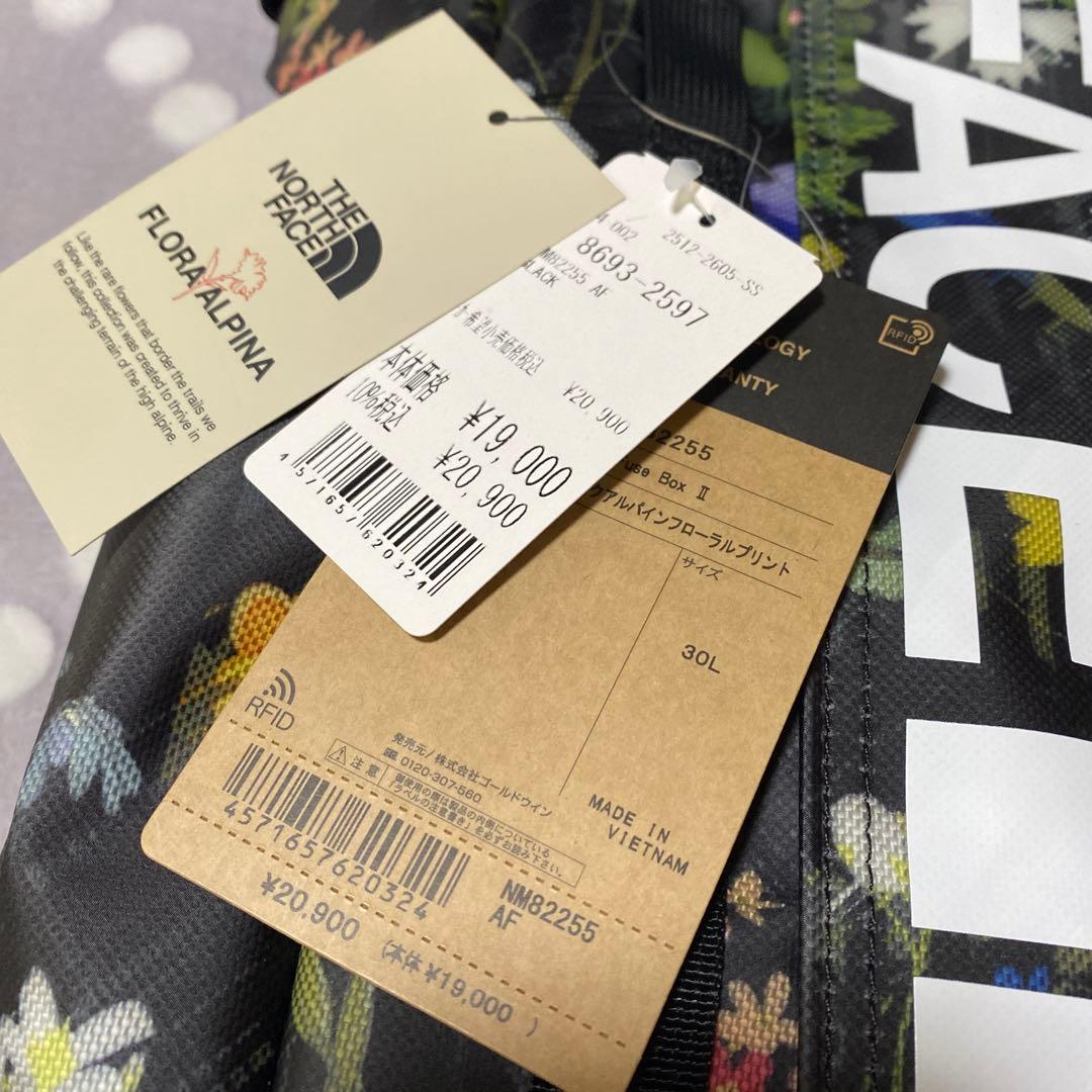 レア新品未使用タグ付きTＨＥＮＯＲＴＨＦＡＣＥリュック