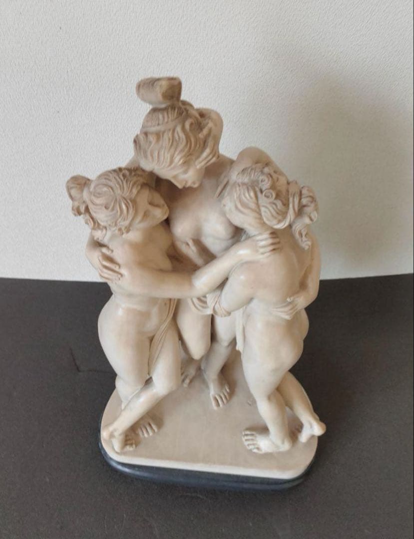 A.Santini作　三美神　彫刻　イタリア製