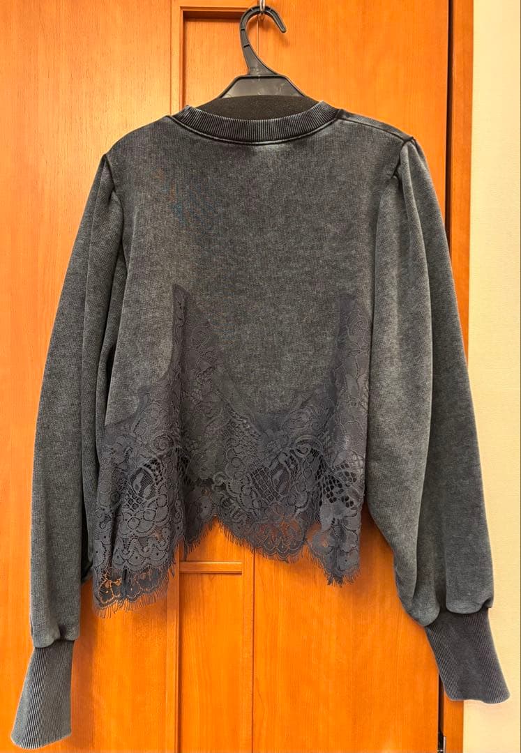 【AMERI】CHEMICAL OVERDYE LACE SWEAT TOP