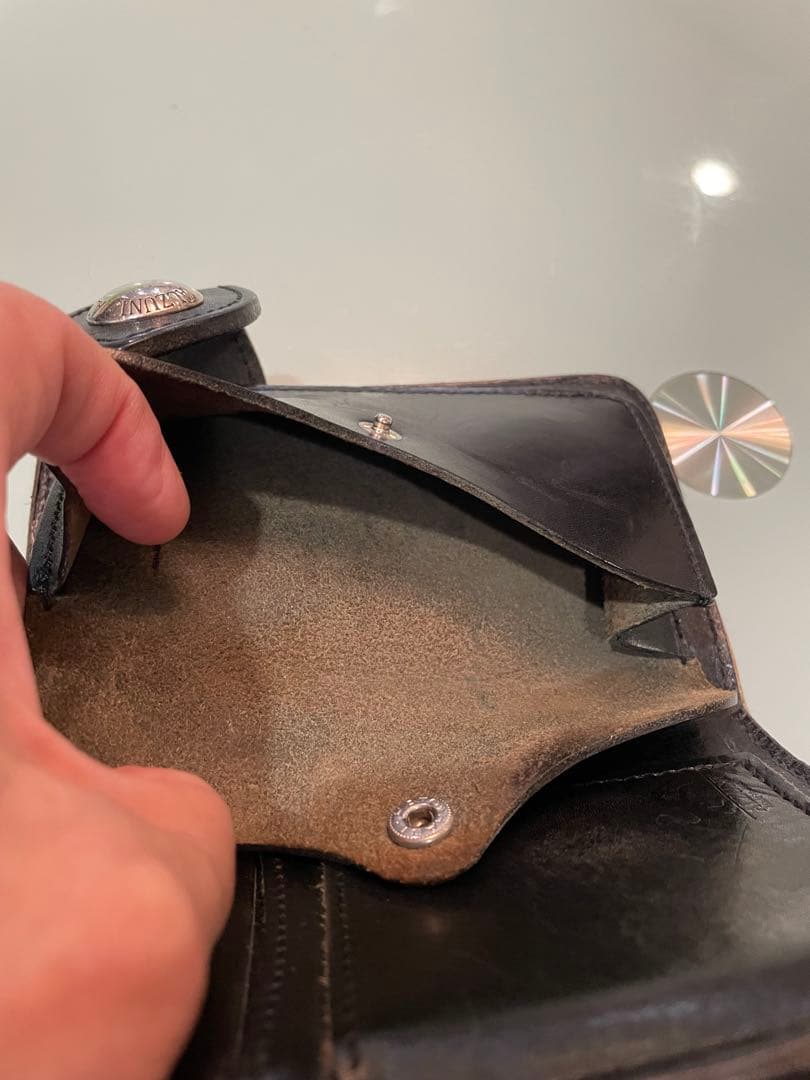 ALZUNI アルズニ ミドルウォレット サード ファニー ケイシイズ