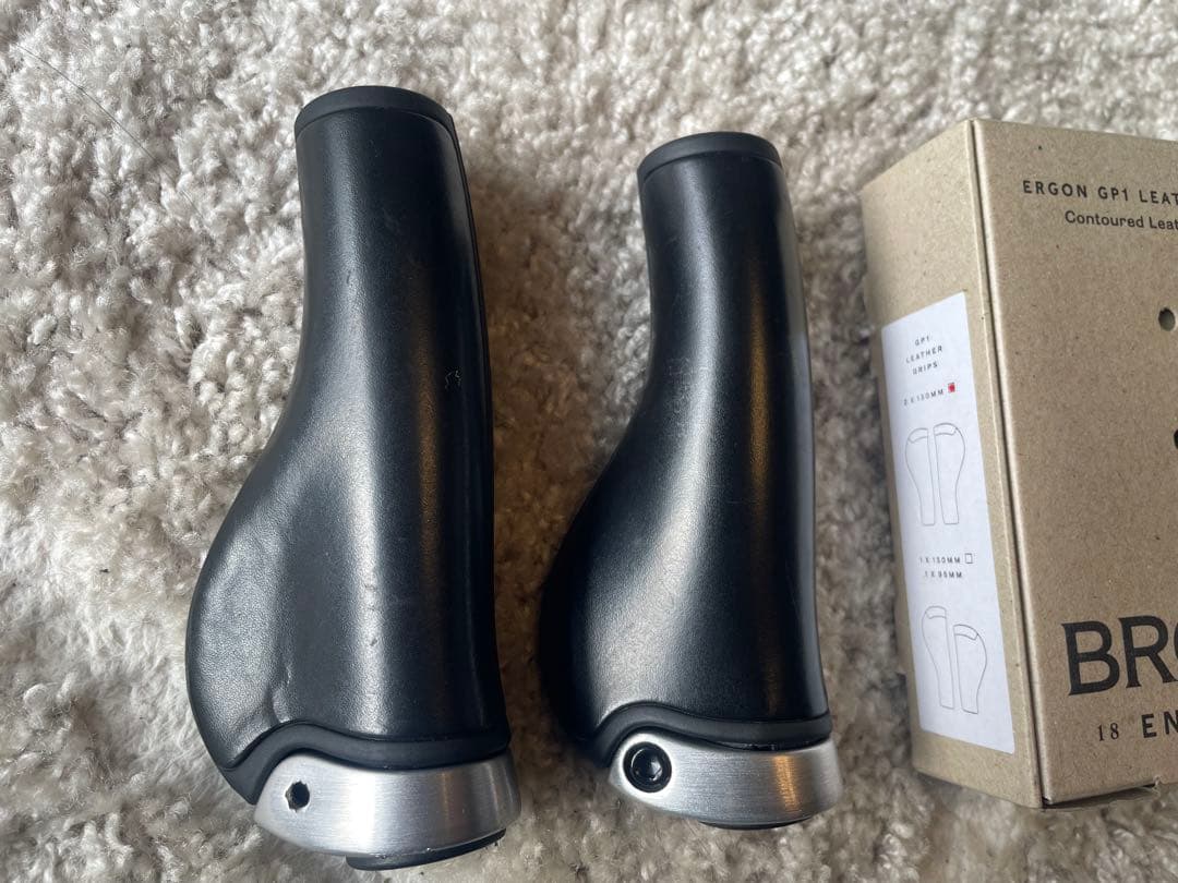 Brooks Ergon GP1 Leather Grip ブラック130mm