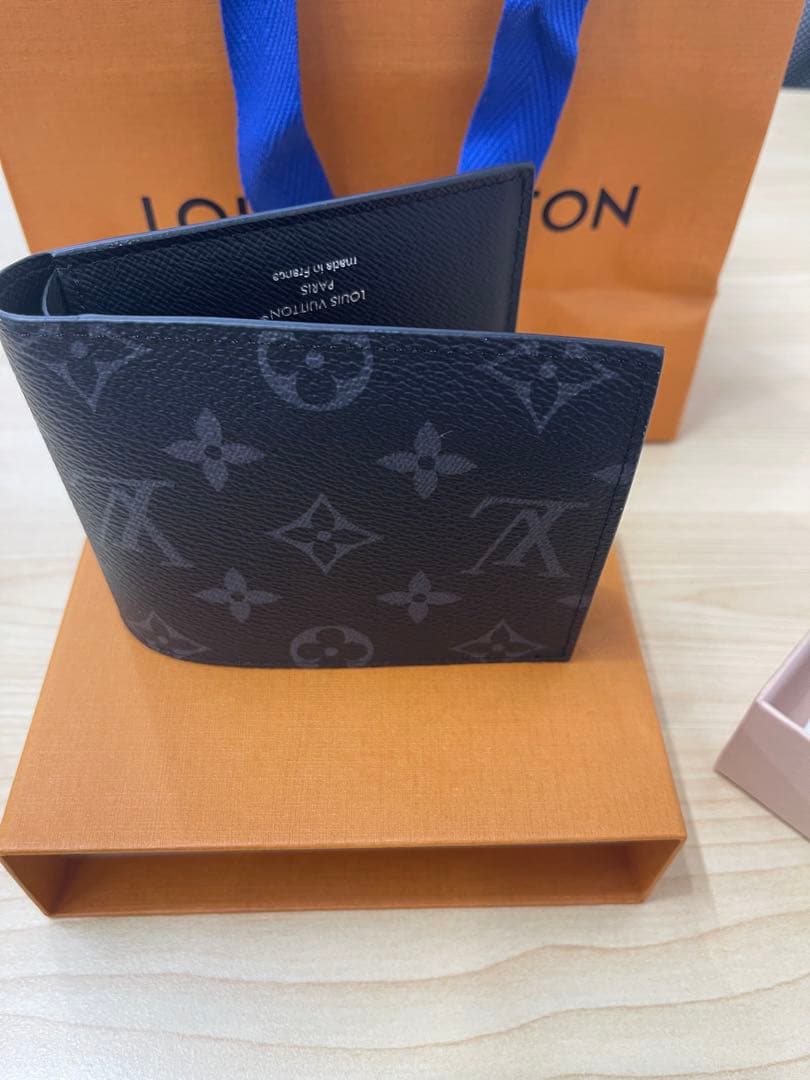 y*9様 未使用品Louis Vuitton 二つ折り財布 ポルトフォイユ マル