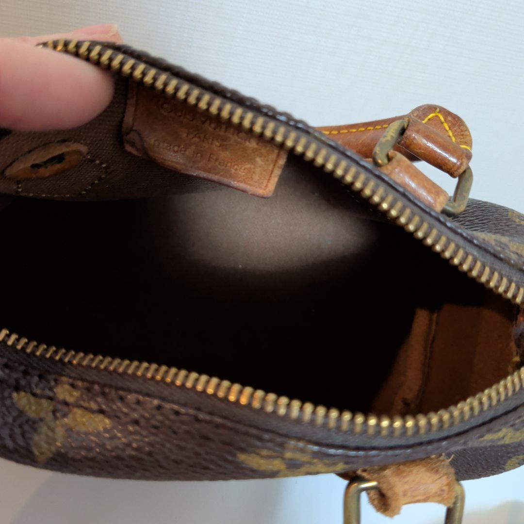 Louis Vuitton モノグラム ミニポシェット　used