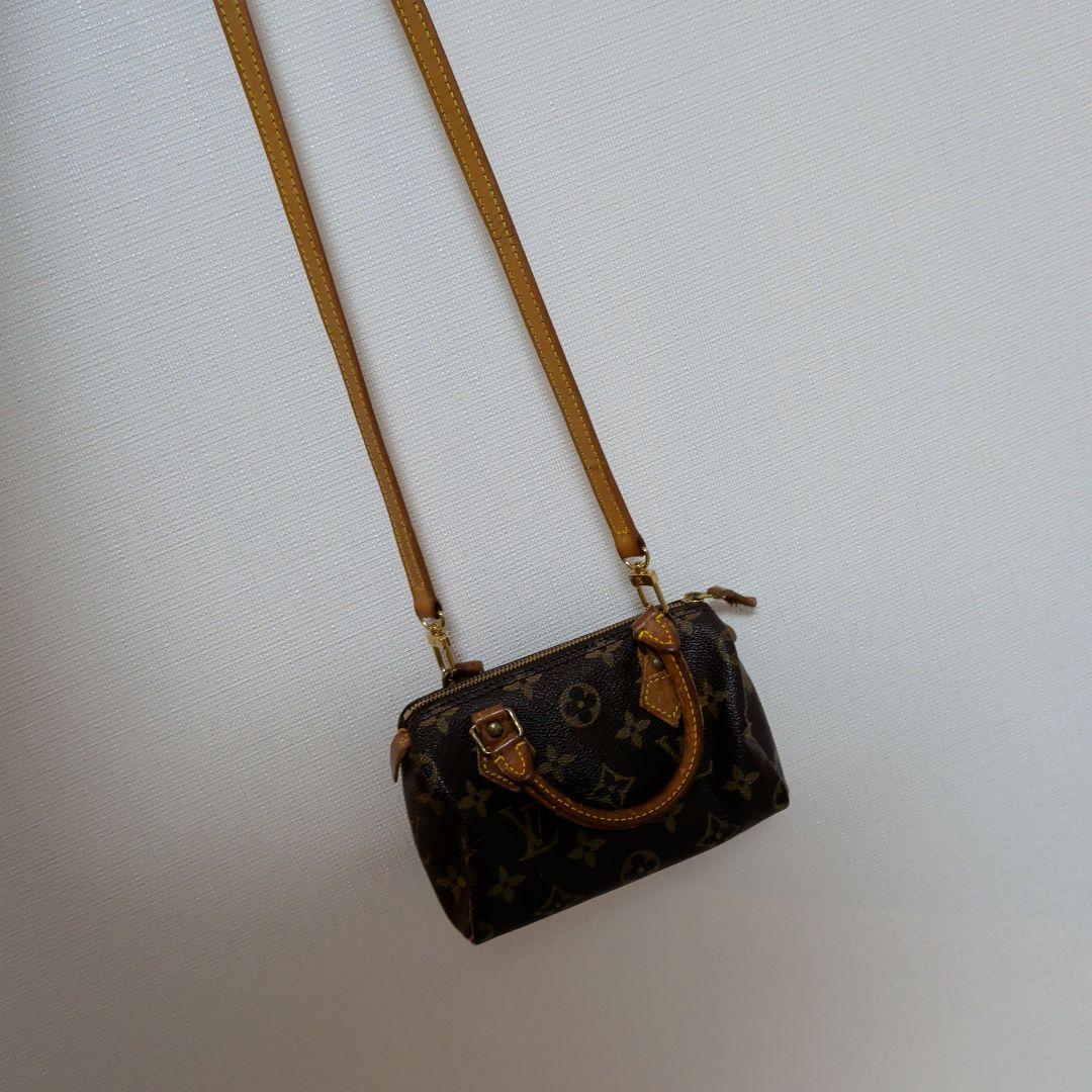 Louis Vuitton モノグラム ミニポシェット　used