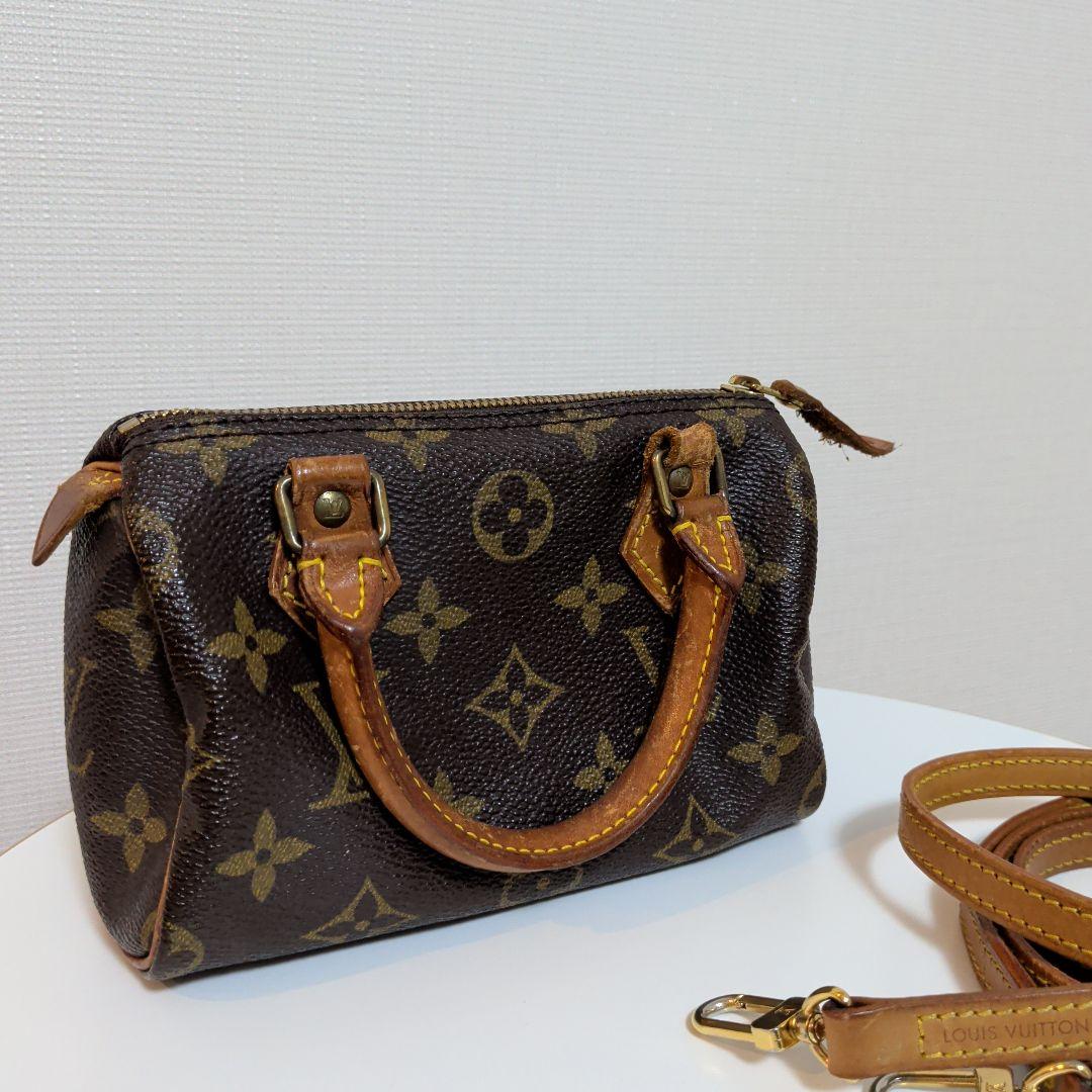 Louis Vuitton モノグラム ミニポシェット　used