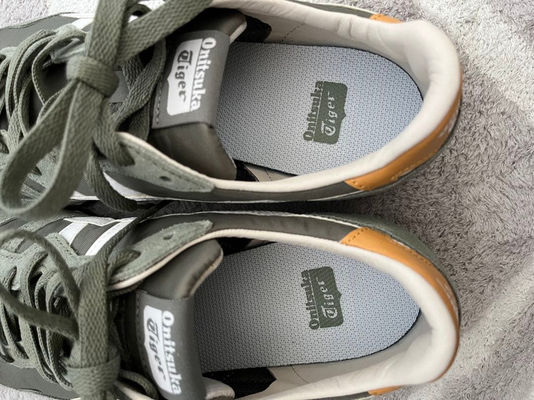 Onitsuka Tiger スニーカー SERRANO オリーブ　25.5㎝