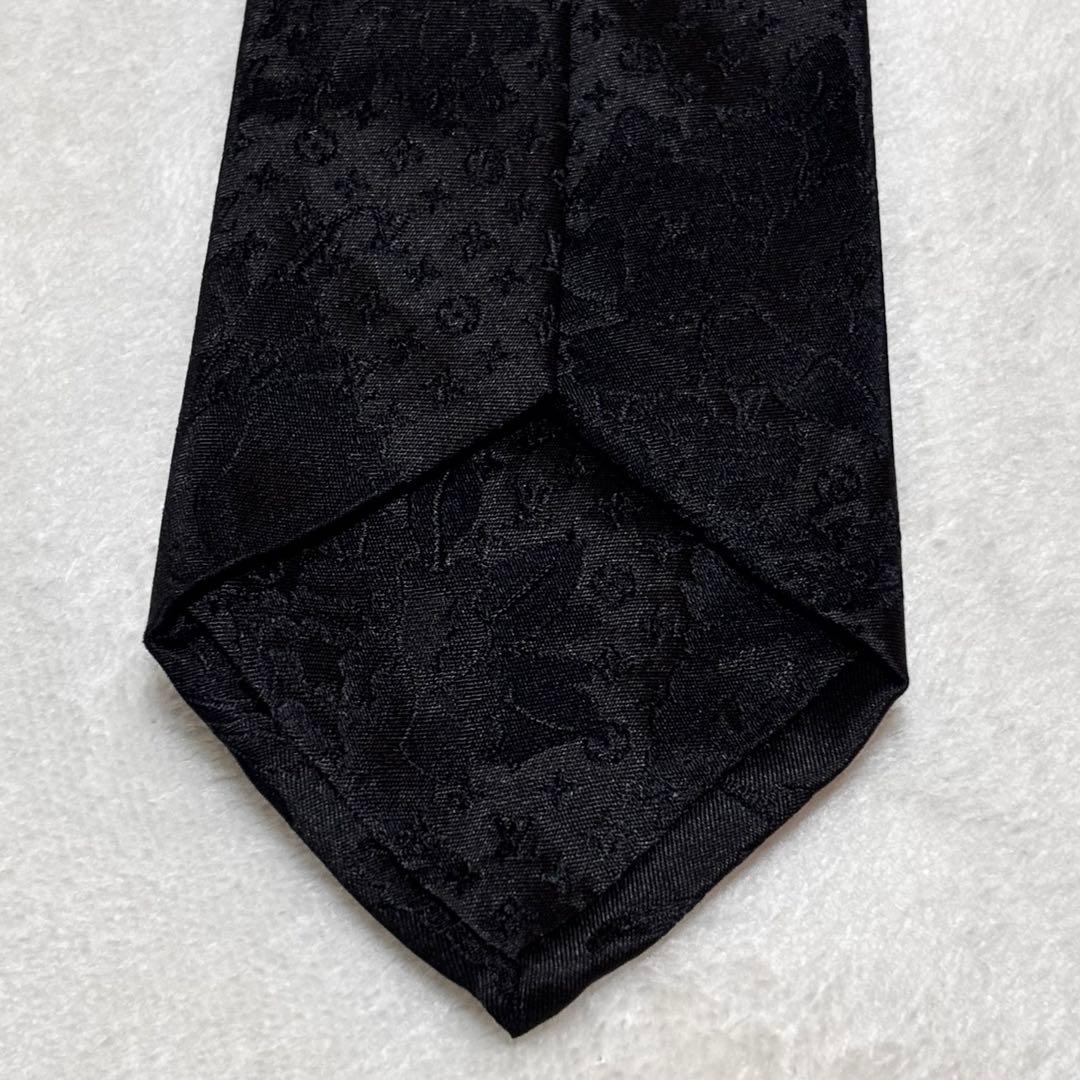 ルイヴィトン ネクタイ モノグラム ワイルドフラワー タグ付き ブラック