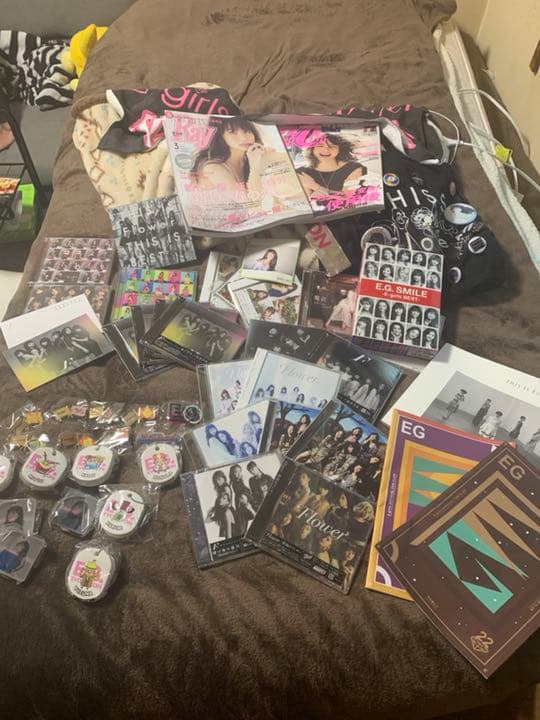 E-girls・Flower・佐藤晴美