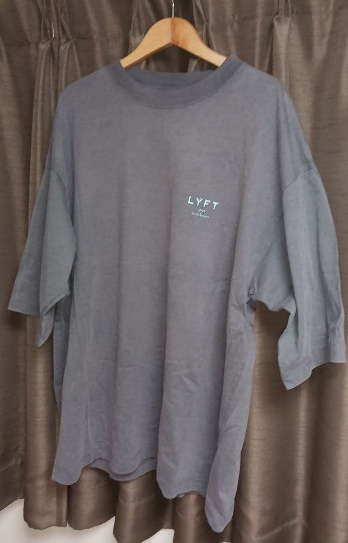 【ポップアップ限定品】LYFT TOKYO LONDON ビッグTシャツ