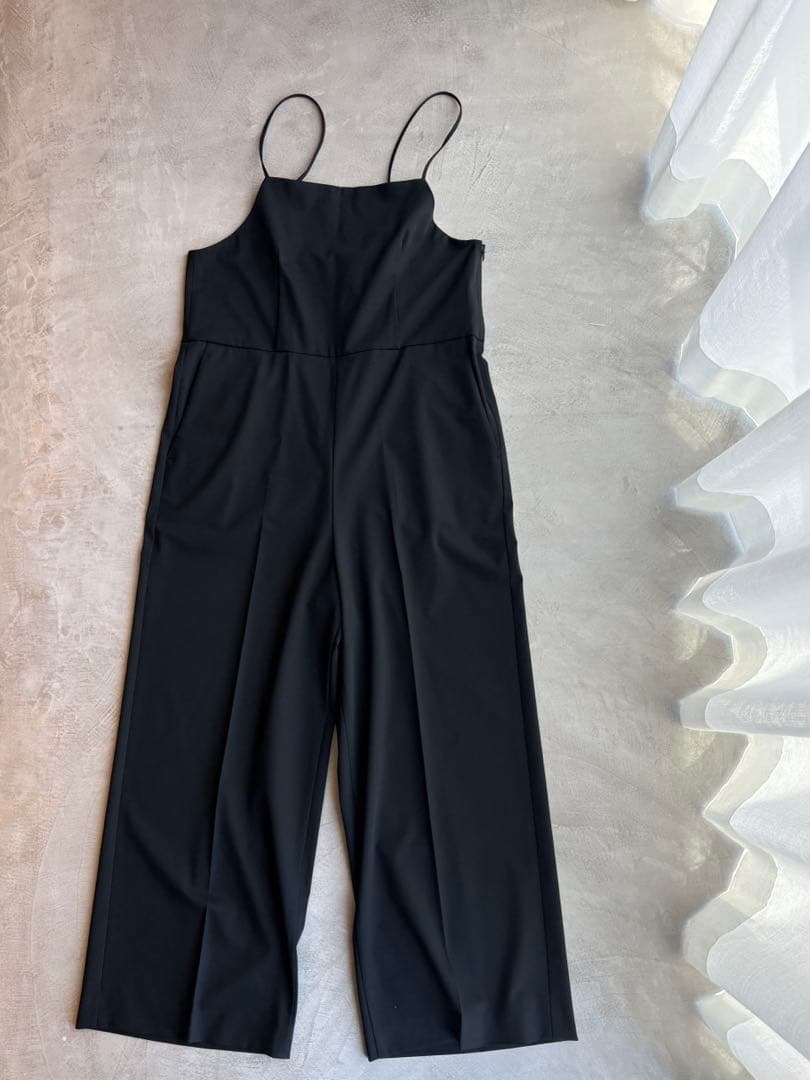 【新品未使用】23区　洗えるドライ2WAYストレッチ サロペット　38 ブラック