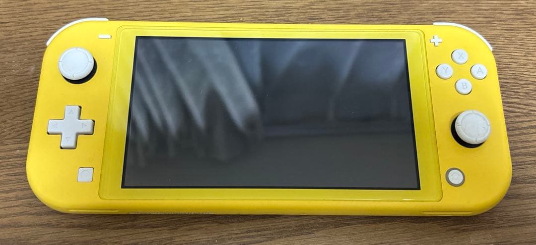 ニンテンドースイッチライト 黄色 本体