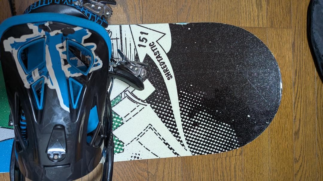 美品セットケース付M3 151cm スノーボード SHREDTASTIC 初心者